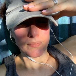 Meet your Posher, Athena